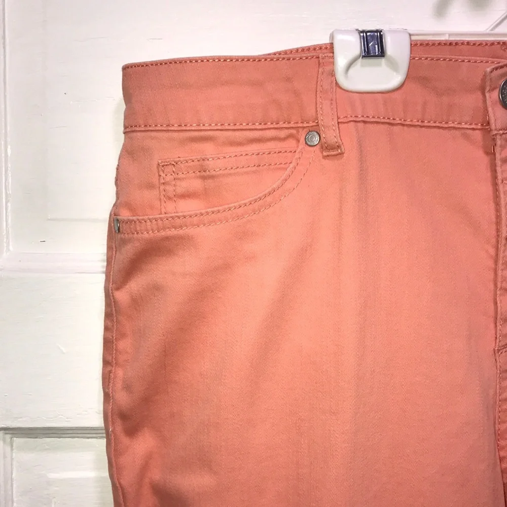 Bandolino Jeans “mandie style” SIZE 14P - Picture 3 of 7